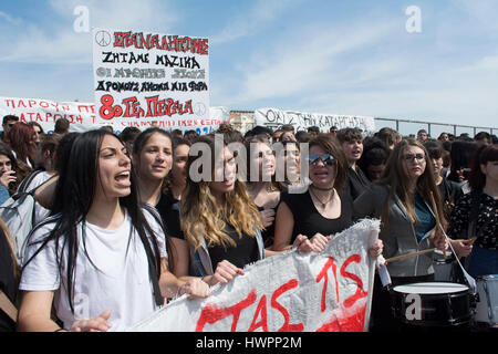 Athens, Greece. 22nd March 2017. Students shout slogans against the current education system and the recent reforms implemented by the Ministry of Education. High school students gathered outside the Ministry of Education to protest over the education system. Credit: Nikolas Georgiou/Alamy Live News Stock Photo