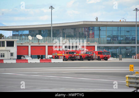 Gibraltar. 22nd March 2017. Images of security increased measures at Gibraltar airport runway traffic points. Security was stepped up across Gibraltar following the attacks in London today. The British Overseas territory, a thousand miles away from London, responded immediately to the attacks in London with armed police focusing their patrols across the city centre. Credit: Stephen Ignacio/Alamy Live News Stock Photo