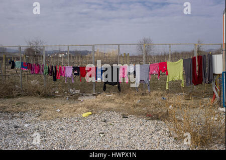 Gevgelija, Republic of Macedonia. 13th Feb, 2017. Clothes hung out at the Vinojug Temporary Transit Center in Gevgelija, south Macedonia close to the border with Greece. Credit: Jordi Boixareu/ZUMA Wire/Alamy Live News Stock Photo