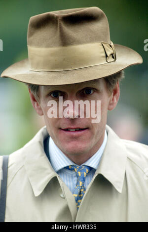 MICHAEL BELL RACE HORSE TRAINER DONCASTER RACECOURSE DONCASTER 11 September 2003 Stock Photo