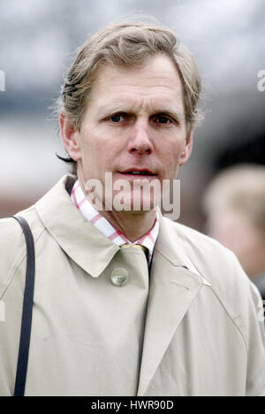 MICHAEL BELL RACE HORSE TRAINER NEWMARKET NEWMARKET RACECOURSE 14 April 2005 Stock Photo