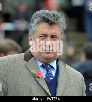 PAUL NICHOLLS RACE HORSE TRAINER CHELTENHAM RACECOURSE CHELTENHAM ENGLAND 14 November 2010 Stock Photo