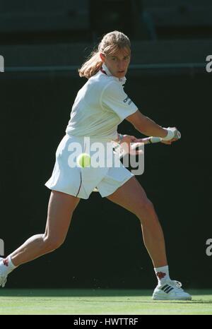 STEFFI GRAF WIMBLEDON 05 July 1995 Stock Photo - Alamy