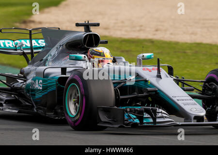 Melbourne, Australia. 24th March, 2017. Lewis HAMILTON GBR 44 driving for MERCEDES AMG PETRONAS MOTORSPORT during the 2017 Formula 1 Rolex Australian Grand Prix, Australia on March 24 2017. Credit: Dave Hewison Sports/Alamy Live News Stock Photo