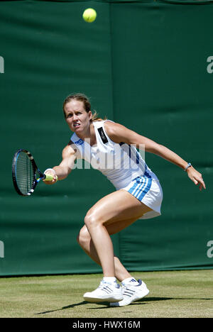 MEGHANN SHAUGHNESSY WIMBLEDON CHAMPIONSHIPS 26 June 2002 Stock Photo