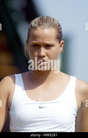 ASHLEY HARKLEROAD USA WIMBLEDON LONDON ENGLAND 24 July 2003 Stock Photo