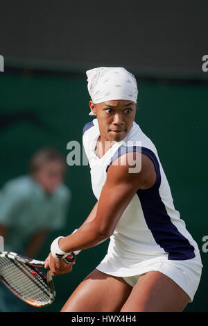 ANGELA HAYNES USA WIMBLEDON LONDON 21 June 2005 Stock Photo - Alamy