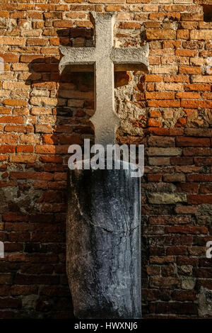 Italy Emilia Romagna Sarsina: Co-Cathedral Church dedicated to Santa Maira Annunziata: Exterior: Columns, funerary monuments and architectural fragments from Roman times reused as decorative elements Stock Photo