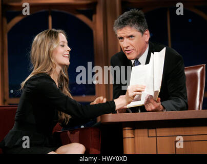 Actress Alicia Silverstone, left, chats with host Craig Ferguson about her book 'The Kind Diet'  during a segment of the 'Late Late Show with Craig  Ferguson' at CBS Television City in Los Angeles, California on October 27, 2009. Photo by Francis Specker Stock Photo