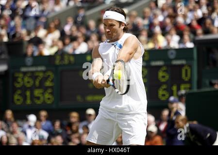 CARLOS MOYA SPAIN WIMBLEDON LAWN TENNIS CLUB LONDON ENGLAND 26 June 2007 Stock Photo