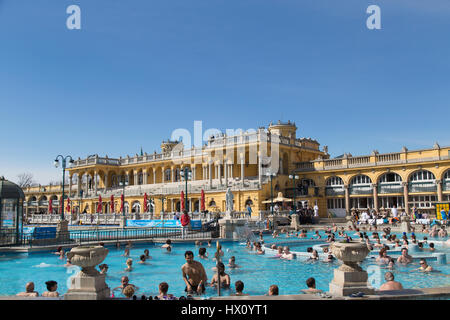 Outside pool area at the Széchenyi Thermal Bath in Budapest Hungary Stock Photo