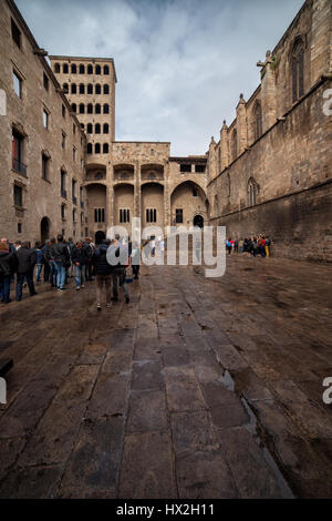 Placa del Rei medieval square and Palau Reial Major in Barcelona, Gothic Quarter (Barri Gotic) of the city, Catalonia, Spain Stock Photo