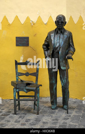 Sculpture of writer Nestor Alamo, Las Palmas, Gran Canaria, Canary Islands, Spain Stock Photo