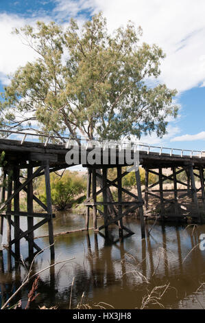 Hume Highway road trip, Australia: Historic road bridge over the Murrumbidgee at Gundagai, NSW Stock Photo