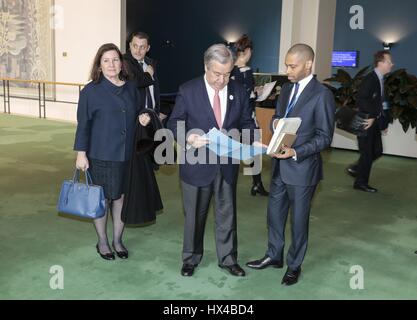 United Nations, New York, USA, 24 March 2017 - Secretary-General Antonio Guterres (centre) with Maria Luiza Viotti before the General Assembly meeting on the International Day of Remembrance of the Victims of Slavery and the Transatlantic Slave Trade today at the UN Headquarters in New York. Photo: Luiz Rampelotto/EuropaNewswire | usage worldwide Stock Photo