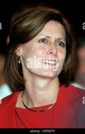 SARAH BROWN WIFE OF GORDON BROWN MP 24 September 2000 BRIGHTON LABOUR PARTY CONFERENCE 2000 Stock Photo