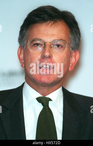 STEPHEN BYERS MP SEC. STATE TRADE & INDUSTRY 24 September 2000 BRIGHTON LABOUR PARTY CONFERENCE 2000 Stock Photo