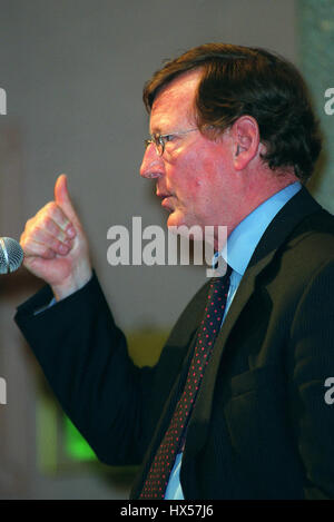 DAVID TRIMBLE MP ULSTER UNIONIST PARTY LEADER 17 October 1999 Stock Photo