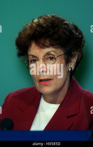 GILLIAN SHEPHERD MP SHADOW SEC. STATE ENVIRONMENT 13 October 1998 Stock Photo