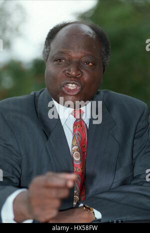 MWAI KIBAKI KENYAN PRESIDENTIAL CANDIDATE 19 December 1997 Stock Photo