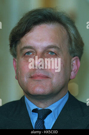 JOHN PATTEN MP SECRETARY OF STATE EDUCATION 29 May 1994 Stock Photo