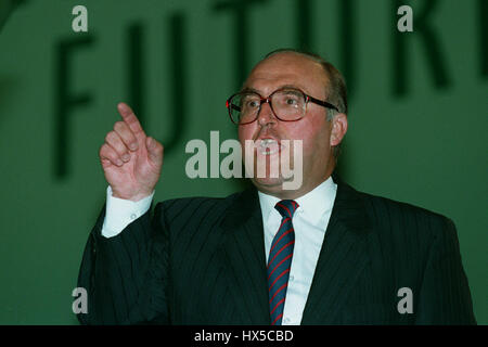 JOHN SMITH QC MP LABOUR PARTY LEADER 15 September 1993 Stock Photo