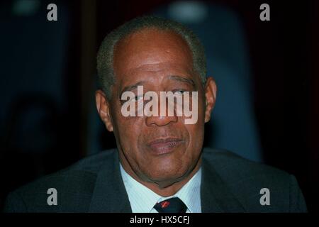 NICHOLAS BRATHWAITE PRIME MINISTER OF GRENADA 09 December 1991 Stock