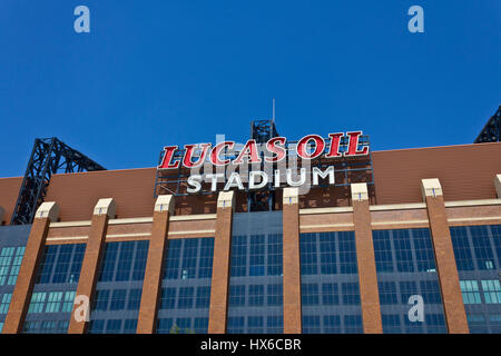 Lucas oil stadium hi-res stock photography and images - Alamy