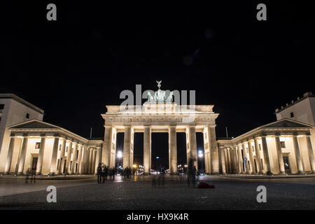 Berlin, Germany. 25th Mar, 2017. The Brandenburg Gate is lit up just before 'Earth Hour' in Berlin, Germany, 25 March 2017. Photo: Paul Zinken/dpa/Alamy Live News Stock Photo