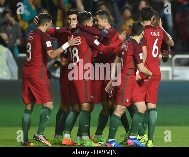 Lisbon, Portugal. 25th Mar, 2017. Andre Silva(2nd L, Front) of Portugal celebrates scoring with Cristiano Ronaldo(4th R) during the FIFA World Cup 2018 Qualifiers Group B match between Portugal and Hungary at the Luz stadium in Lisbon, Portugal, on March 25, 2017. Portugal won 3-0. Credit: Zhang Liyun/Xinhua/Alamy Live News Stock Photo