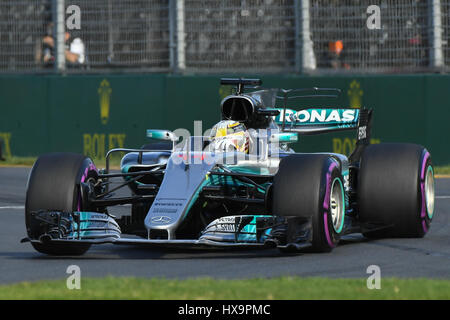 Albert Park, Melbourne, Australia. 26th Mar, 2017. Lewis Hamilton (GBR) #44 from the Mercedes AMG Petronas team rounds turn one at the 2017 Australian Formula One Grand Prix at Albert Park, Melbourne, Australia. Sydney Low/Cal Sport Media/Alamy Live News Stock Photo