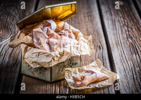 Sngel wings with powder sugar in box Stock Photo