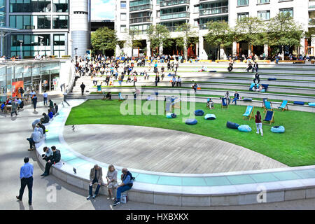 Sheldon Square UK mixed office apartment & shop development in Paddington Central landscaped urban city amphitheatre with small shopping retail units Stock Photo