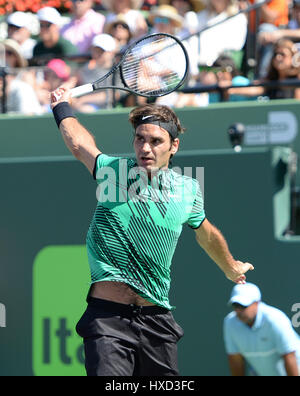 Miami, Key Biscayne, Florida, USA. 27th Mar, 2017. Roger Federer (SUI) defeats Juan Martin del Potro (ARG) by 6-3, 6-4, at the Miami Open being played at Crandon Park Tennis Center in Miami, Key Biscayne, Florida. Credit: csm/Alamy Live News Stock Photo