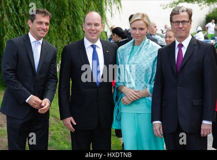 MICHAEL MRONZ ALBERT II PRINCE OF MONACO CHARLENE WITTSTOCK & GUIDO WESTERWELLE POLITICIAN & PRINCE OF MONACO 09 July 2012 Stock Photo