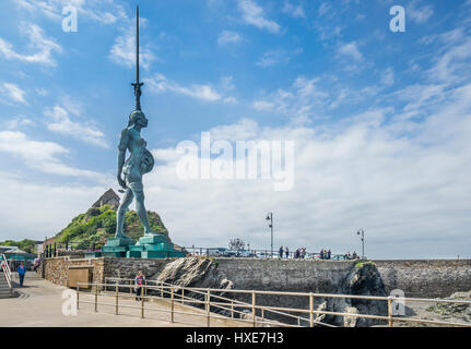 United Kingdom, South West England, North Devon, Ilfracombe harbour, bronce statue 'Verity' by Damien Hirst, the 20.25 metre monument is an allegory f Stock Photo