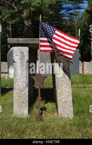 Burial site of Rev. Parson Samuel Hidden in cemetery located next to Ordination Rock in Tamworth, New Hampshire USA. Stock Photo