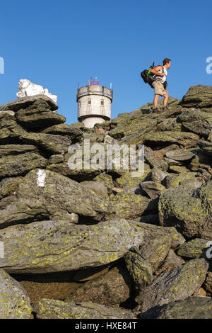 Appalachian Trail - A hiker approaches the summit of Mount Washington in the White Mountains, New Hampshire USA. Stock Photo