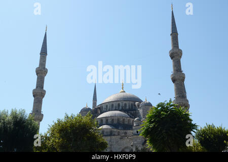 The historic mosque Sultan Ahmed Mosque (Sultan Ahmet Camii) is popularly known as the Blue Mosque and is among the most popular tourist attractions o Stock Photo