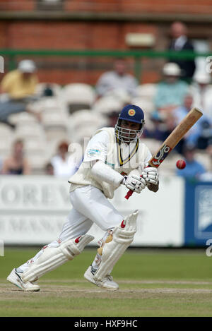 SANATH JAYASURIYA SRI LANKA OLD TRAFFORD MANCHESTER 15 June 2002 Stock Photo