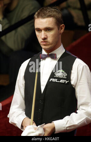 STEPHEN HENDRY SCOTLAND SHEFFIELD SHEFFIELD 30 April 2002 Stock Photo