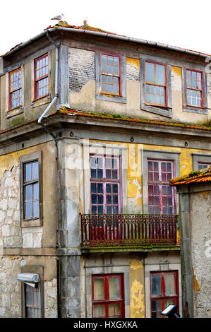 Typical old facade of a house in Porto in 2017, Portugal Stock Photo