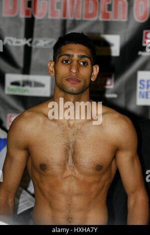 AMIR KHAN LIGHTWEIGHT BOXER BOLTON ARENA BOLTON ENGLAND 07 December ...