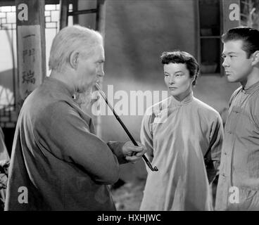 KATHARINE HEPBURN, TURHAN BEY, DRAGON SEED, 1944 Stock Photo