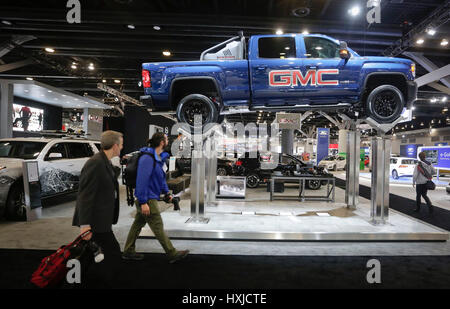 Vancouver, Canada. 28th Mar, 2017. People visit the 97th Vancouver International Auto Show in Vancouver, Canada, on March 28, 2017. The Vancouver International Auto Show is one of the largest of its kind in Canada. Credit: Liang Sen/Xinhua/Alamy Live News Stock Photo