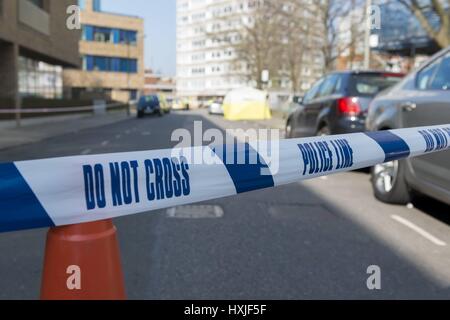 London, UK. 28th Mar, 2017. Police investigates a serious incident in Surrey Lane, Battersea, just one street away from Thomas's Battersea School where Since George will attend in September 2017. London, UK. 28/03/2017 | usage worldwide Credit: dpa/Alamy Live News Stock Photo