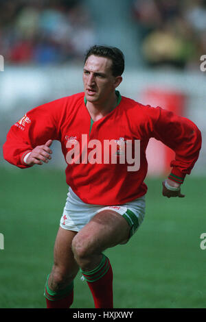 RUPERT MOON WALES RUGBY UNION 01 April 1993 Stock Photo