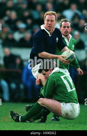 DEREK WHITE SCOTLAND & GALA RU 17 February 1992 Stock Photo - Alamy