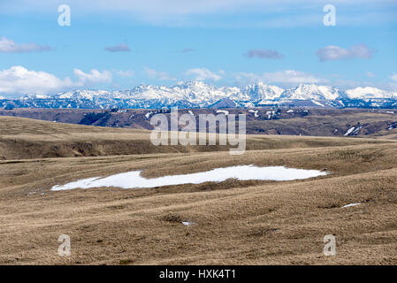 Late winter/early spring on Oregon's Zumwalt Prairie.  The Seven Devils Mountains of Idaho are in the background. Stock Photo