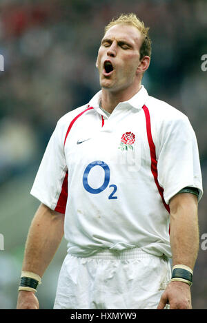 LAWRENCE DALLAGLIO ENGLAND & WASPS RU TWICKENHAM LONDON ENGLAND 09 November 2002 Stock Photo